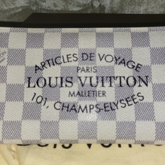 (SOLD)Authentic Louis Vuitton Azur Insolite wallet - Picture 11 of 16